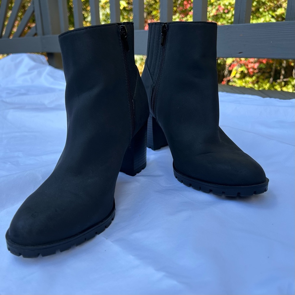 NWOT Kelly & Katie Black Heeled Boots Size 8.5